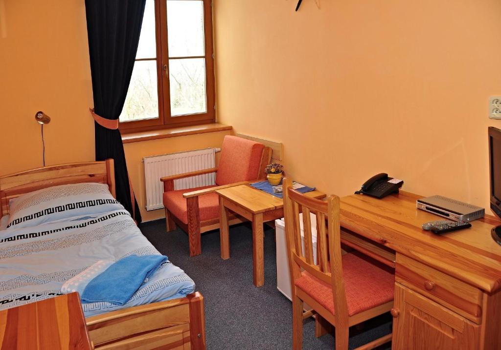 Hotel U Radnice Лоуни Номер фото